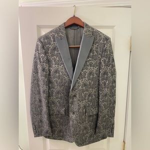 Ryan Seacrest Distinction Blazer.